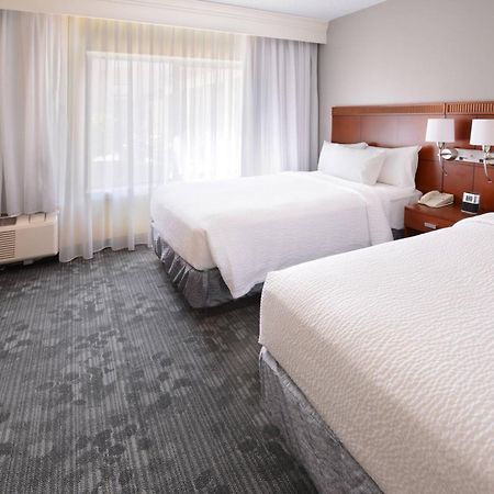 Courtyard By Marriott Oklahoma City Airport Buitenkant foto