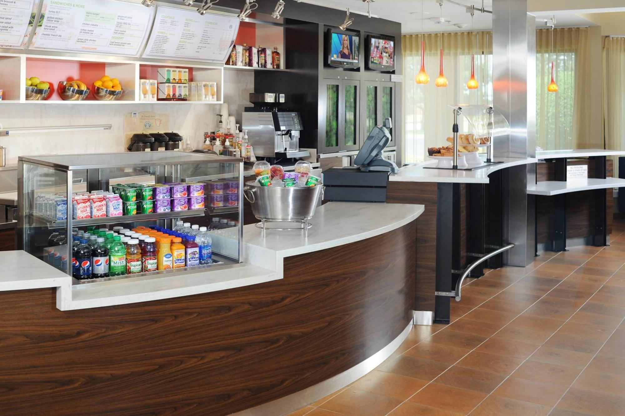 Courtyard By Marriott Oklahoma City Airport Buitenkant foto
