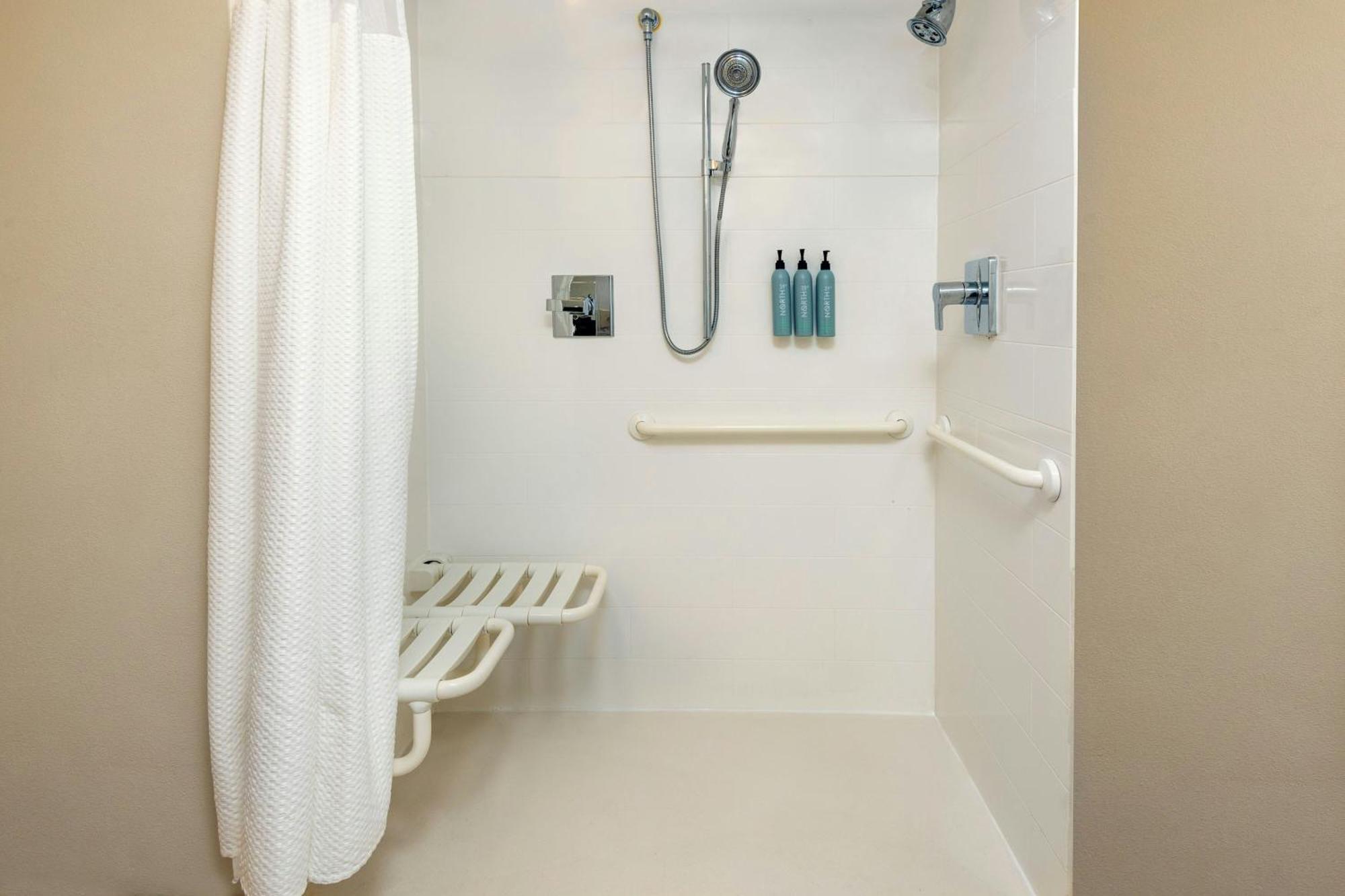 Courtyard By Marriott Oklahoma City Airport Buitenkant foto