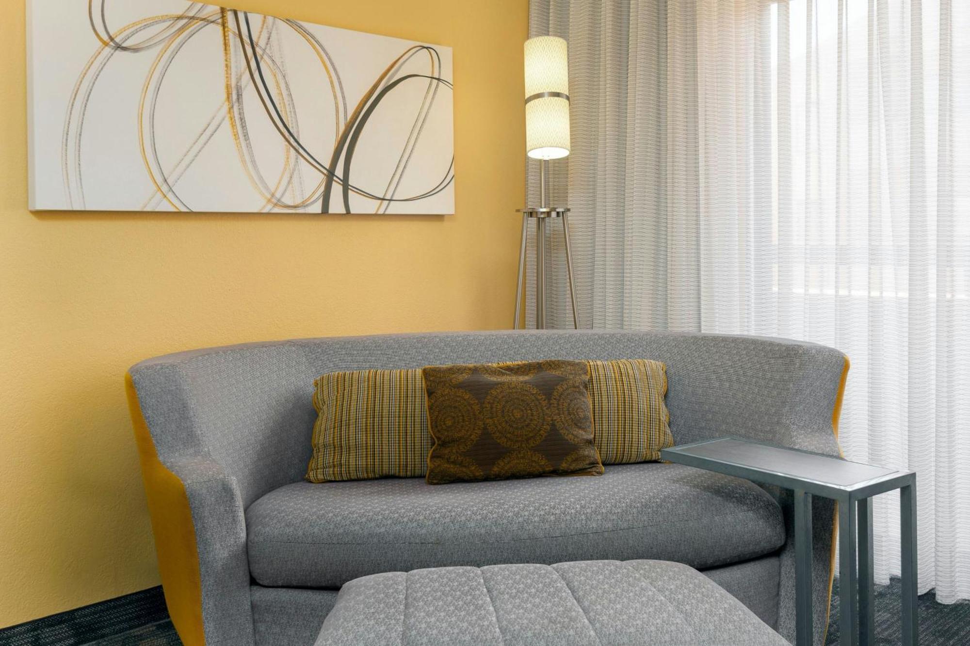 Courtyard By Marriott Oklahoma City Airport Buitenkant foto