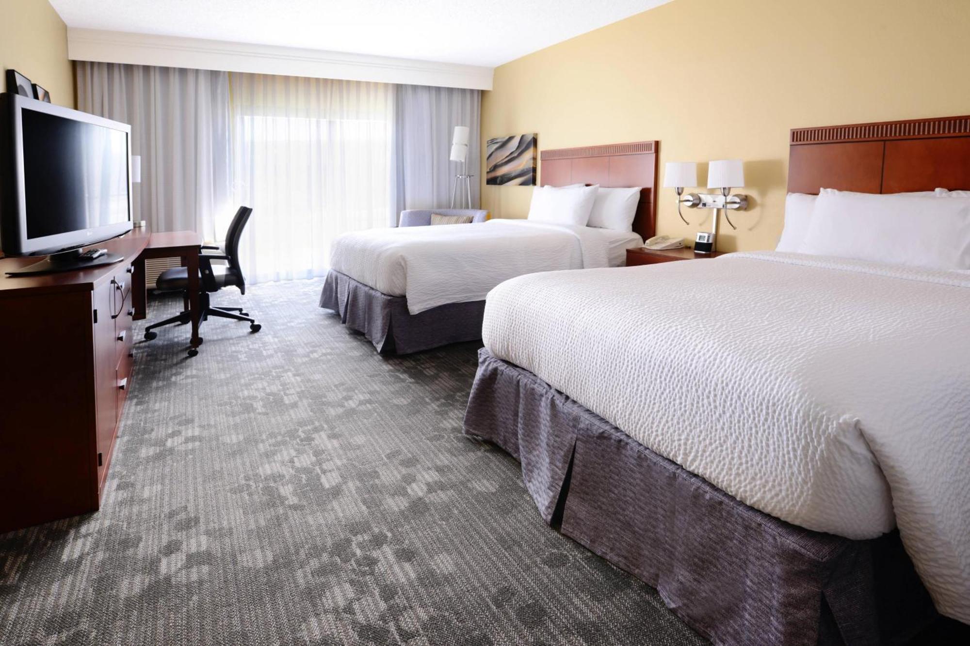 Courtyard By Marriott Oklahoma City Airport Buitenkant foto