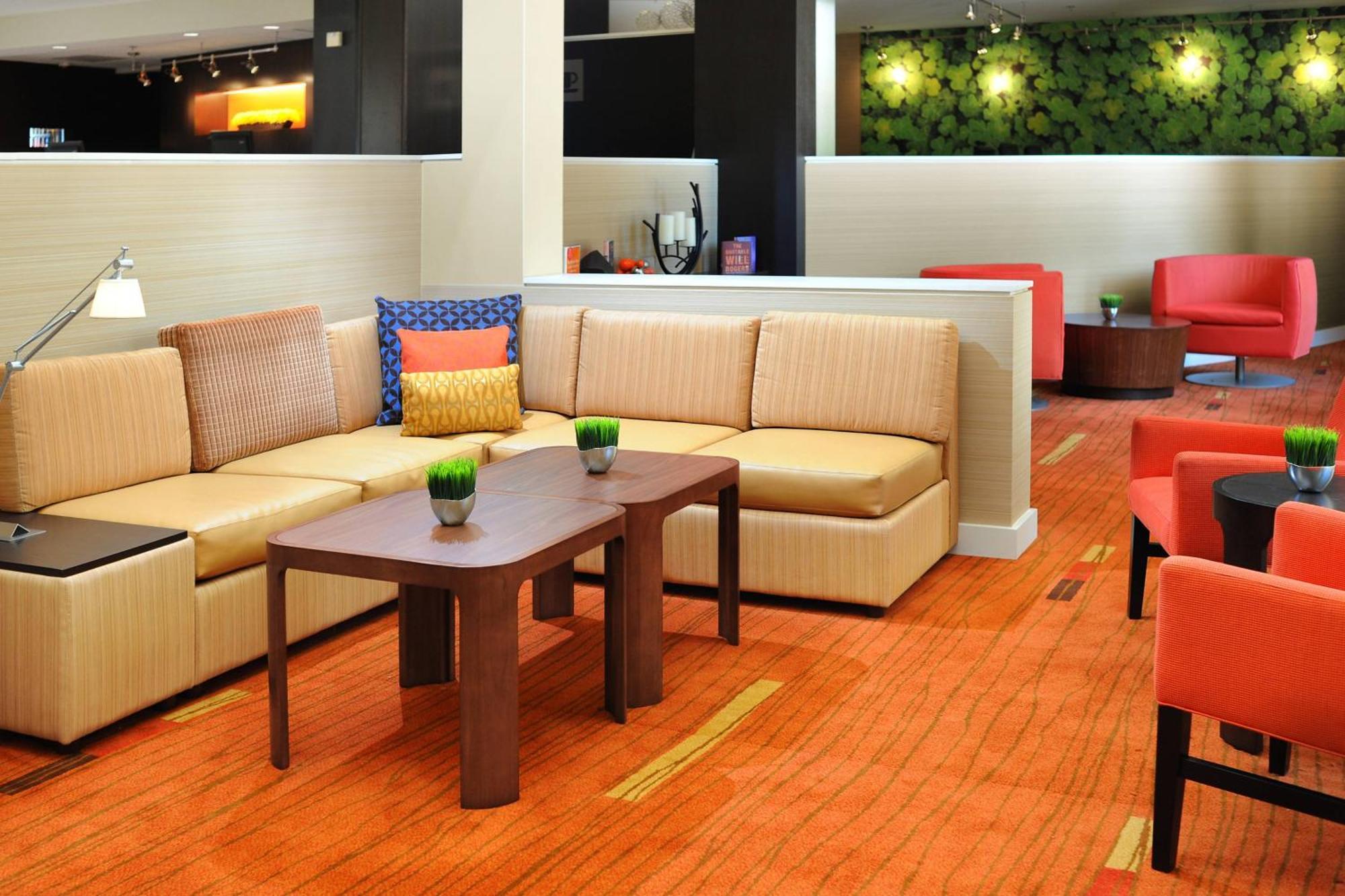 Courtyard By Marriott Oklahoma City Airport Buitenkant foto