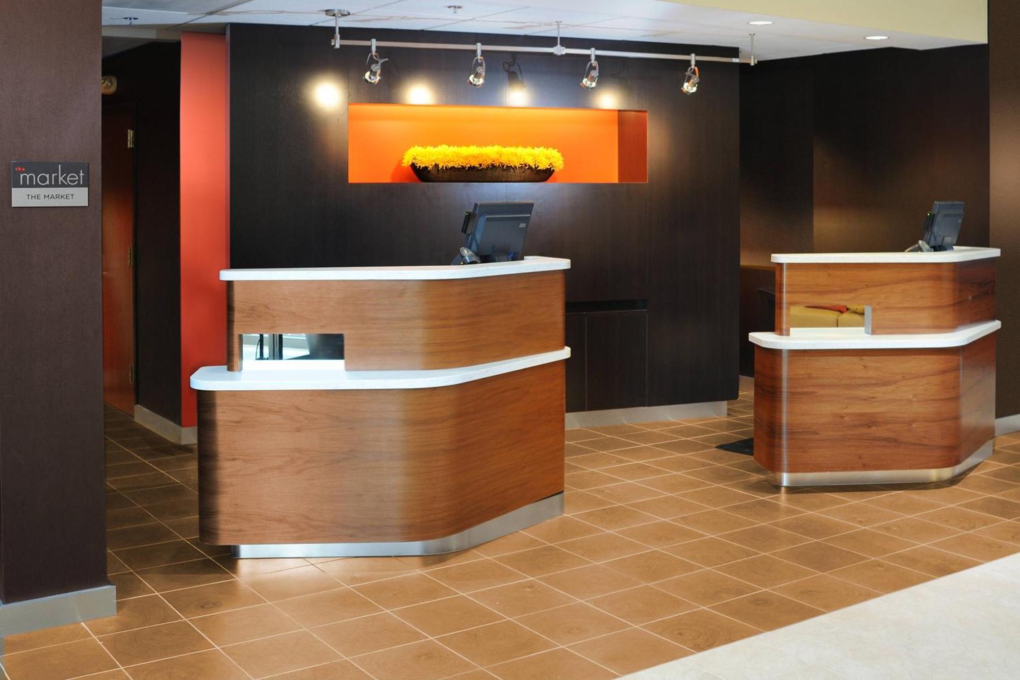 Courtyard By Marriott Oklahoma City Airport Buitenkant foto