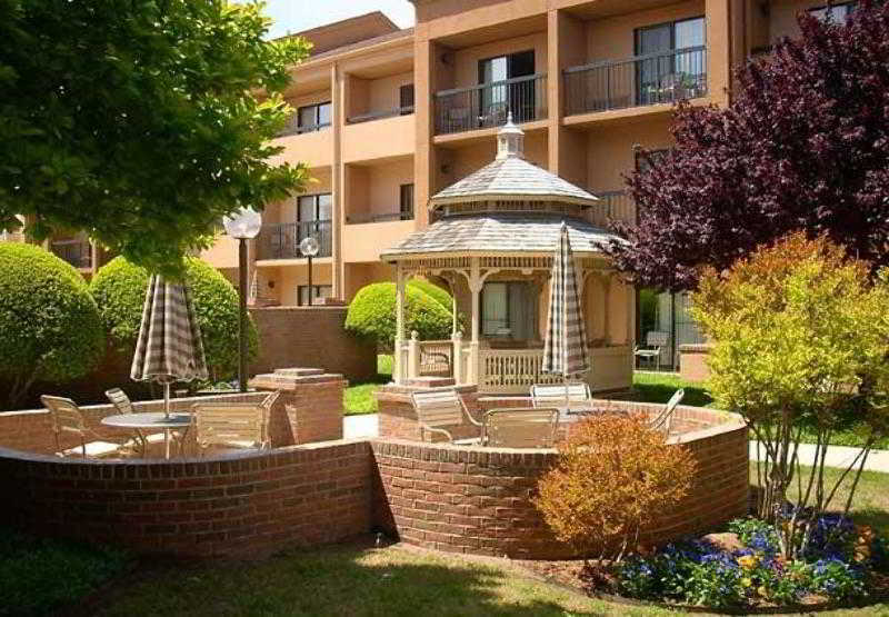Courtyard By Marriott Oklahoma City Airport Buitenkant foto