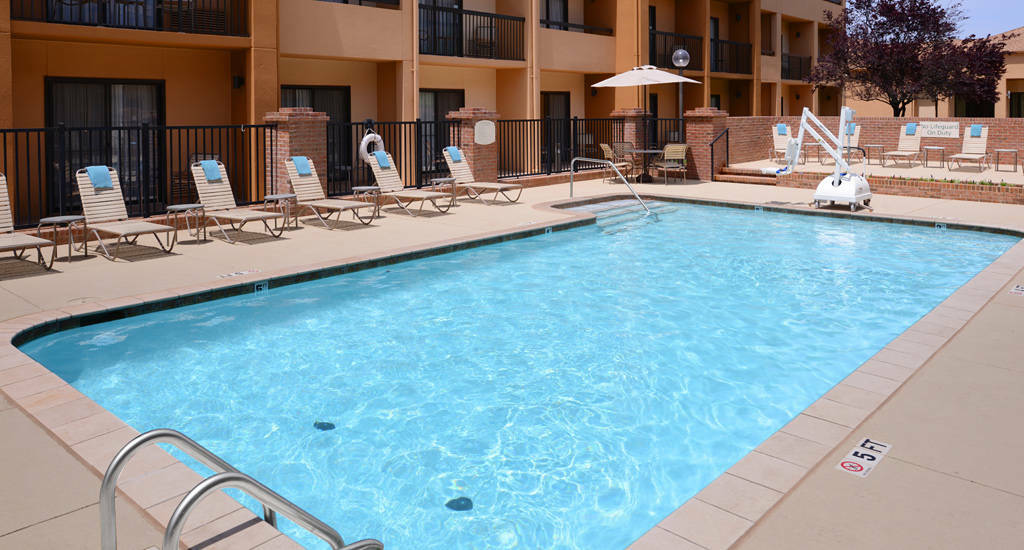 Courtyard By Marriott Oklahoma City Airport Buitenkant foto